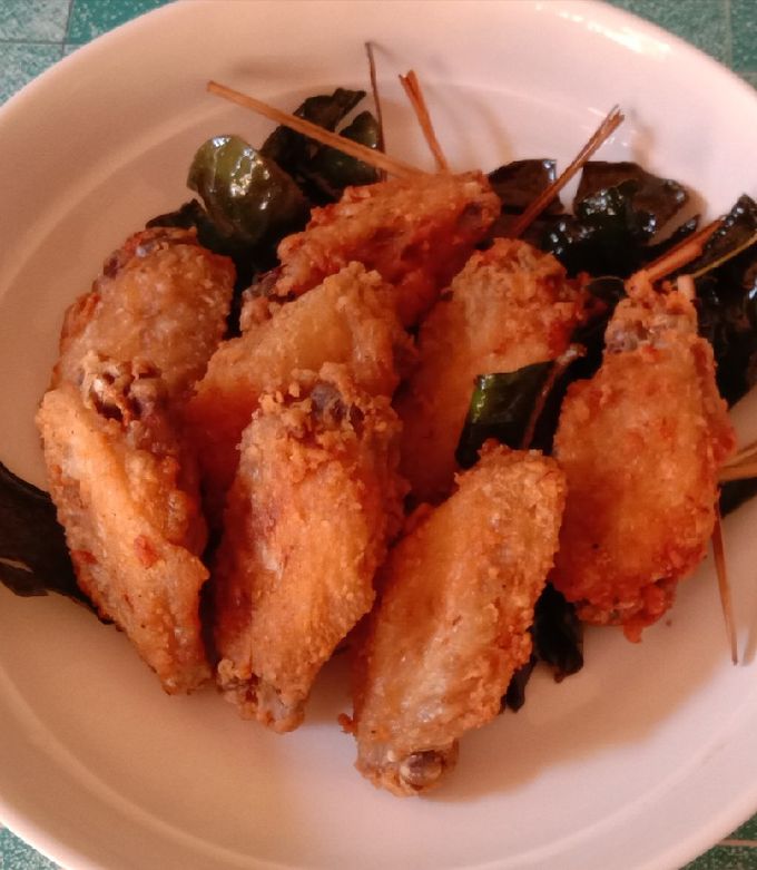 Foto resep Sayap Renyah Wangi (Ayam goreng sereh daun jeruk)