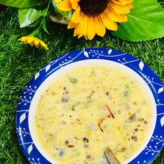 A picture of Sheer khurma.