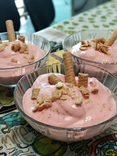 Una foto de Mousse de frutillas