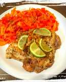 Pata Muslo a la Lima con Ensalada de Zanahoria y Tomates
