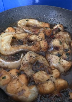 Hình của món Cá hú kho 🦈.