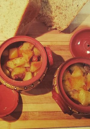 A picture of Clay pot ratatouille.