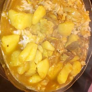 Carne con curry