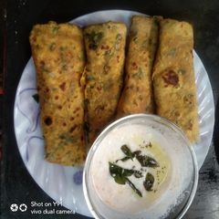 Methi Thepla A picture of Methi Thepla.
