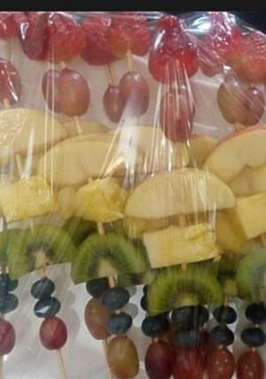 A picture of Fruit skewers.