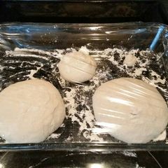 A picture of Pizza Napoletana Dough.