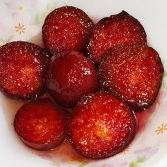 Beetroot jamun A picture of Beetroot jamun.