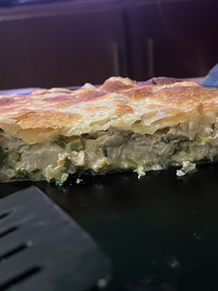 Una foto de Tarta o empanadas de pollo y verdeo