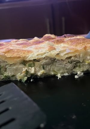 Una foto de Tarta o empanadas de pollo y verdeo