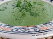 Una foto de culantro con espinaca