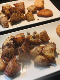 Una foto de Patatas con nuggets de pollo en freidora de aire