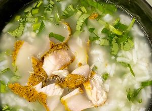 Gambar Bubur Nasi bersama Daun Kaduk & Tenggiri Bakar (Eat Clean Lunch)