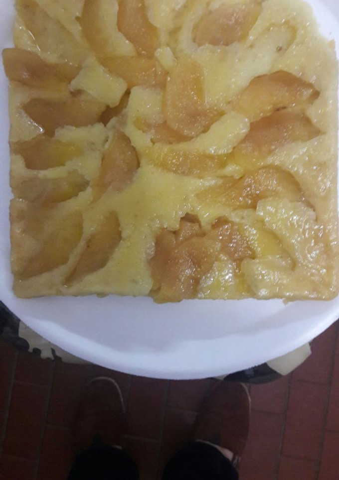 Una foto de Torta de manzana invertida para celíacos
