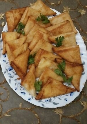 صورة لوصفة سمبوسك باللحمه المفرومه