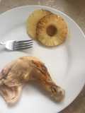 Browned pineapple to serve with chicken