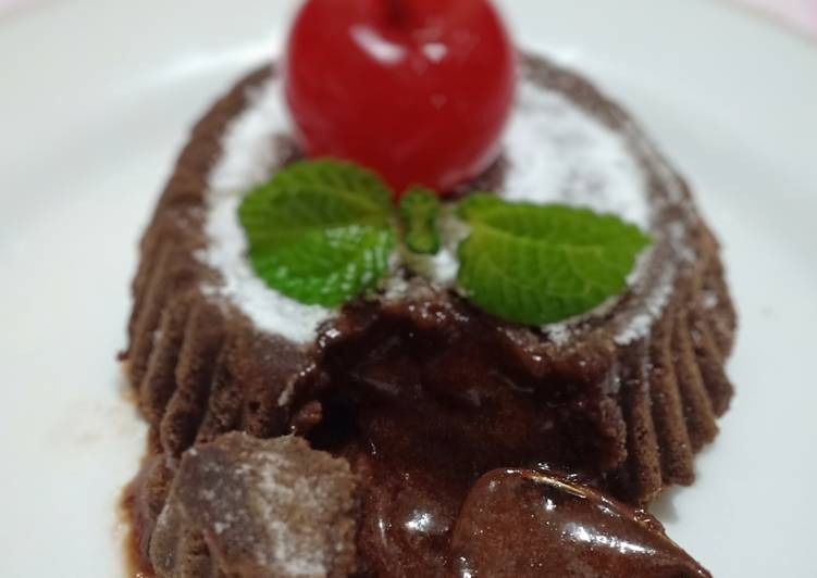 Resep (19.3) Choco Berry Lava Cake ala sukma Anti Gagal