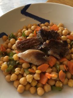 Una foto de Ropa vieja de cocido de garbanzos