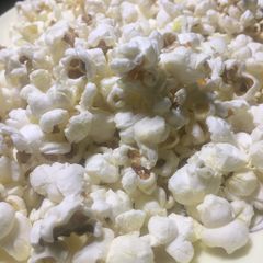 A picture of Milky sugared Popcorn.
