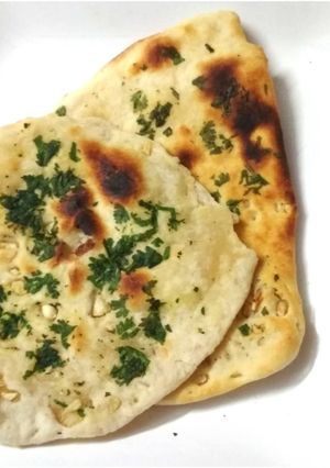 A picture of Butter Garlic naan.