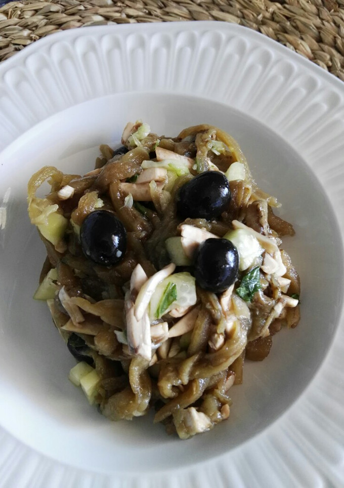 Una foto de Ensalada de berenjena