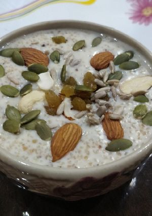 A picture of Nutty Daliya Porridge.