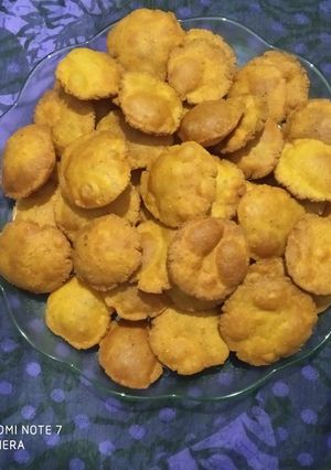 ક્રિસ્પી પુરી રેસીપી મુખ્ય ફોટો