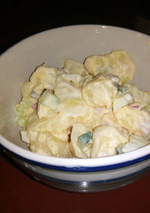 A picture of Simple creamy potato salad.