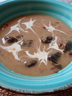 Aszalt szilvás tejszínes bableves recept fotója