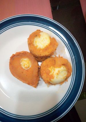 A picture of Moi moi with egg.