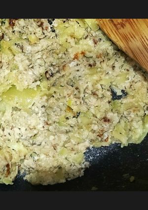 Φωτογραφία της συνταγής Αυγά "scrambled eggs" με κολοκυθάκια, τυρί & άρωμα από κολοκυθοκεφτέδες ✨στα γρήγορα✨