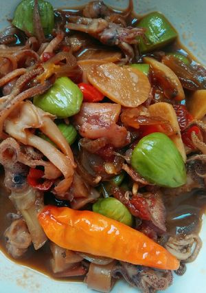 Foto resep Oseng asin cumi berpeteuy