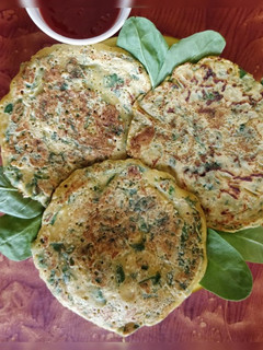 A picture of Spinach Pancake.