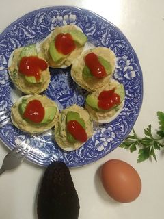 Una foto de Huevos rellenos