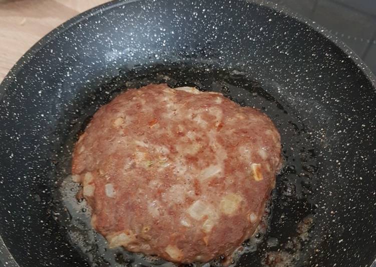 Resep Beef Patty Homemade oleh haliidaaa - Cookpad