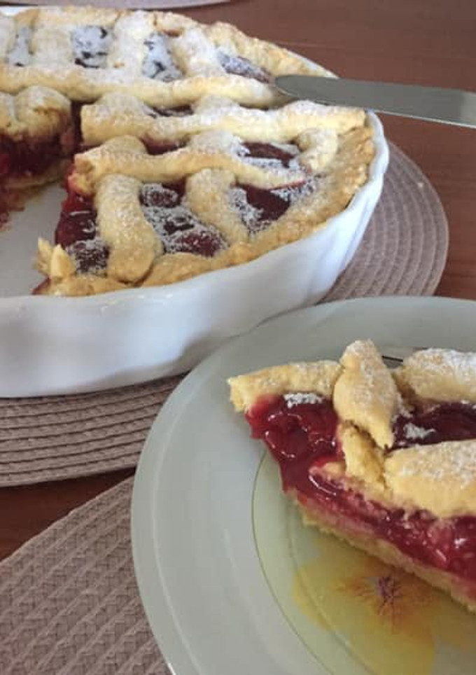 Meggyes pite recept fotója