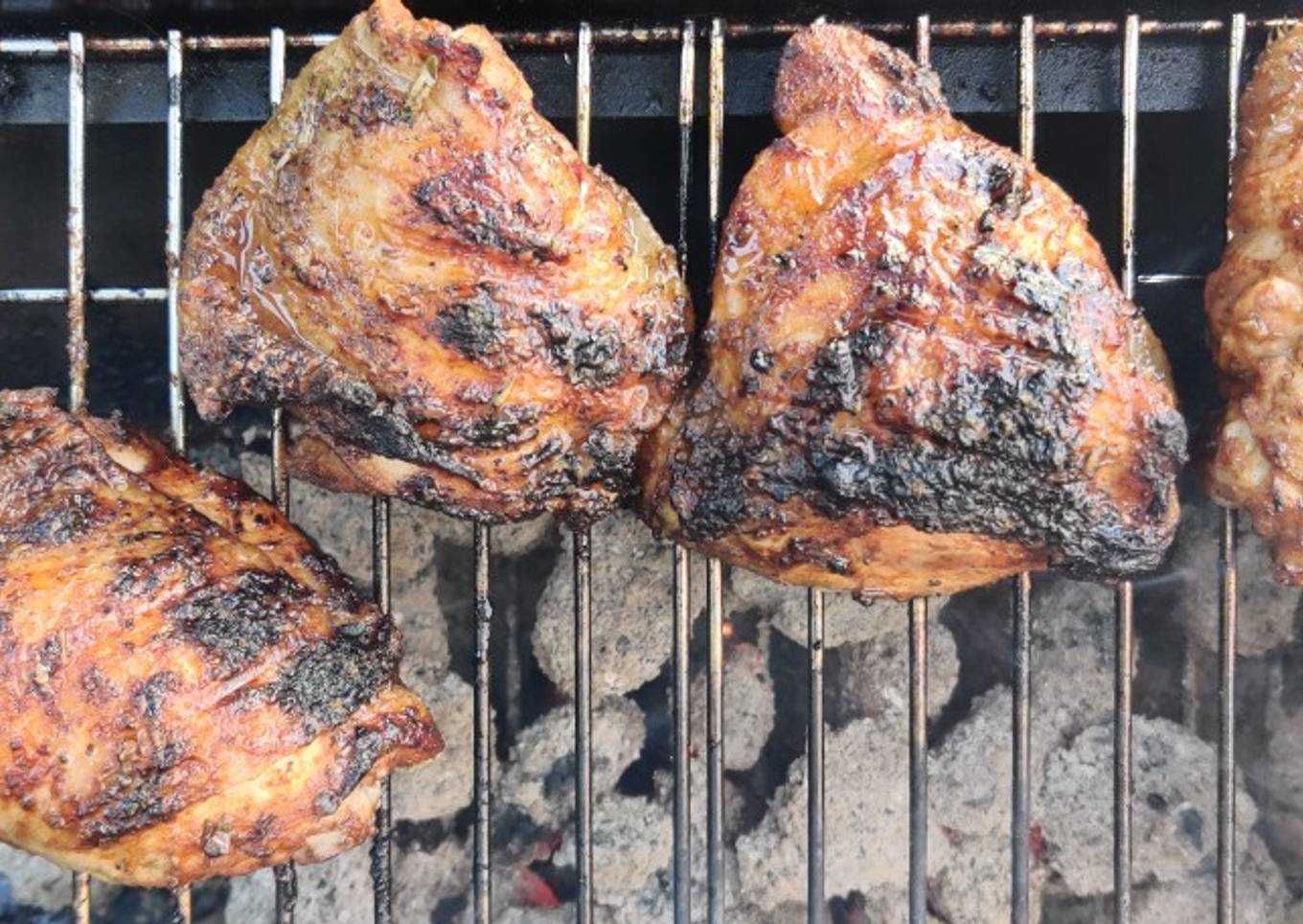 Marinaded BBQ chicken thighs