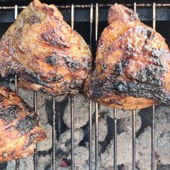 Marinaded BBQ chicken thighs A picture of Marinaded BBQ chicken thighs.