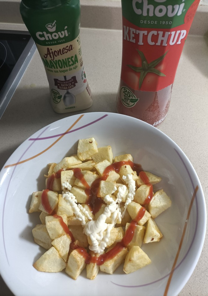 Una foto de Patatas bravas