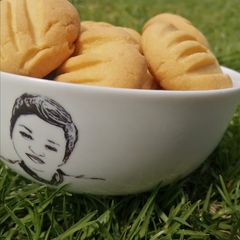 Custard biscuits A picture of Custard biscuits.