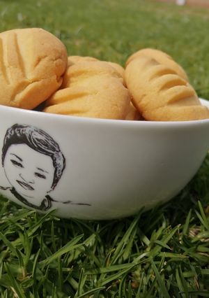 A picture of Custard biscuits.