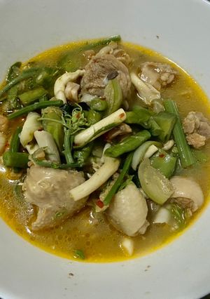 รูปของ แกงแคไก่ (แก๋งแคจิ้นไก่)