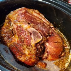 A picture of Crockpot Glazed Ham.