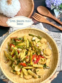 Foto resep Tumis Jagung Muda Bakso