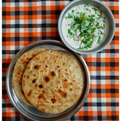 A picture of Aloo Paratha.