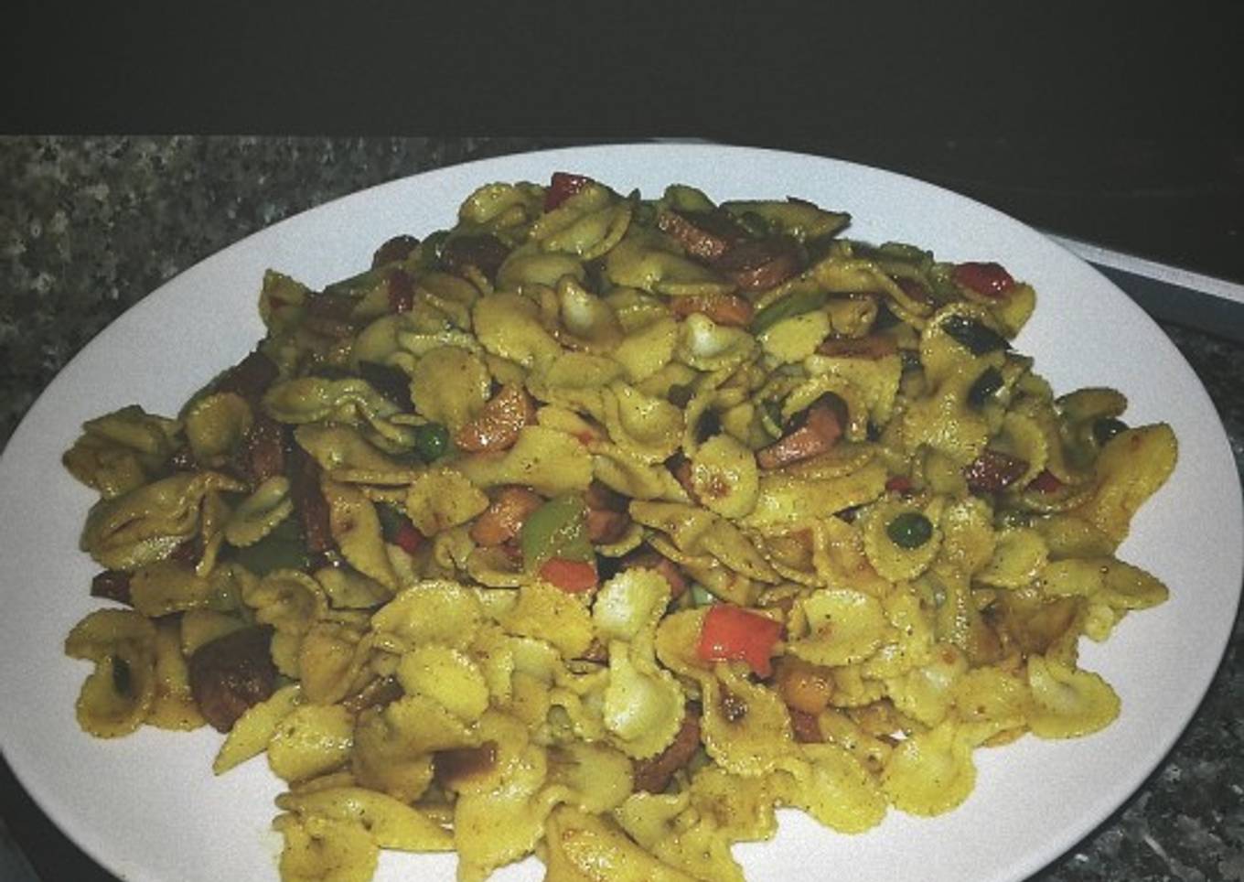 Stirfried vegetable pasta