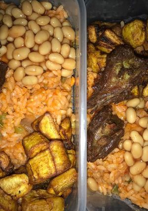A picture of Jollof Rice.