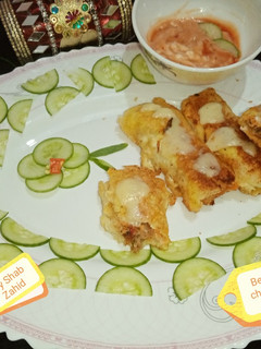 A picture of Beef shami cheese bread rolls.