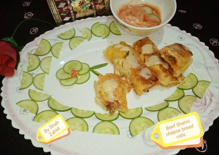 Recipe of Perfect Beef shami cheese bread rolls