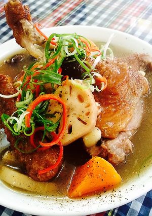 Hình của món Vịt tiềm củ sen.