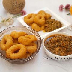 A picture of Funkaso with egusi and groundnut soup.